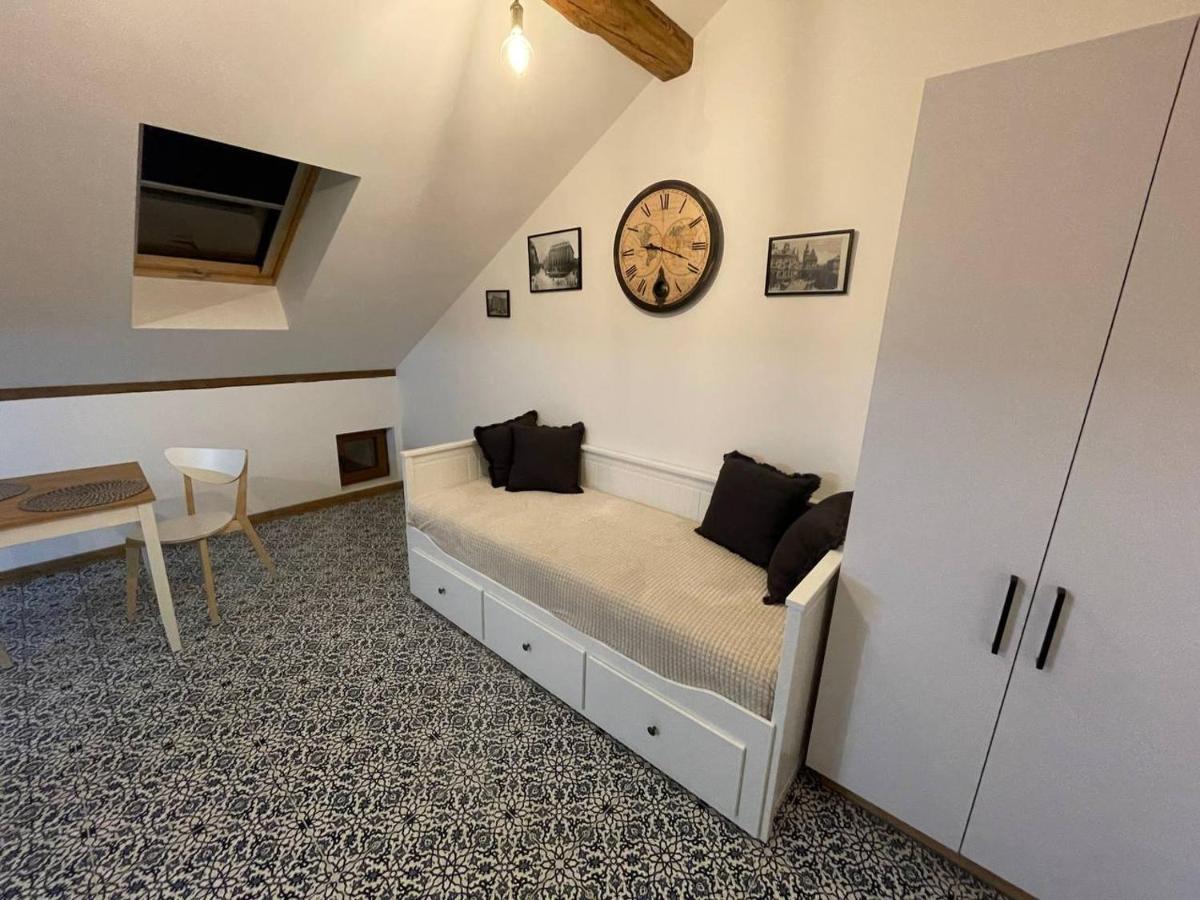 Apartments Galicia リヴィウ エクステリア 写真